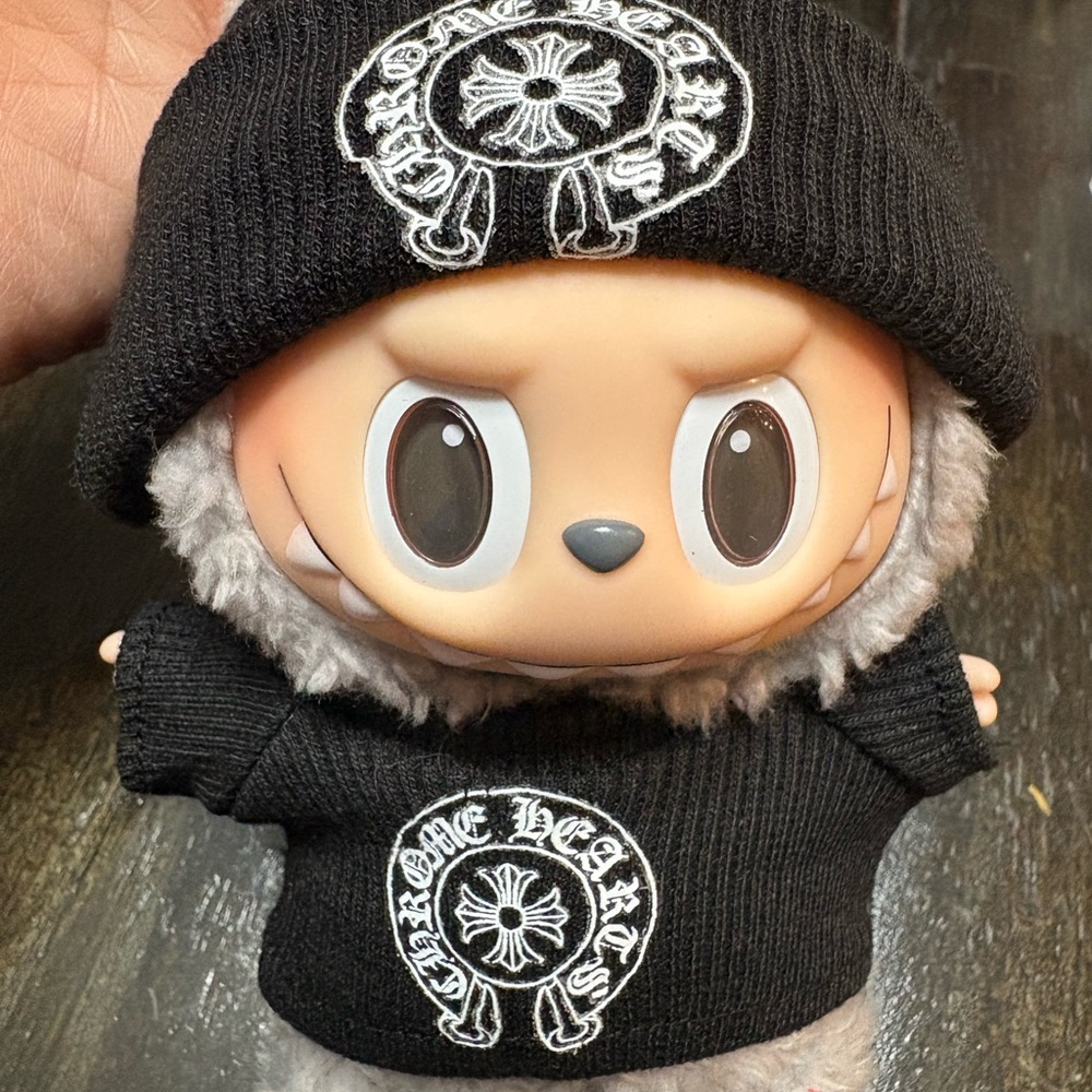 Black 2 piece set for Labubu- with doll